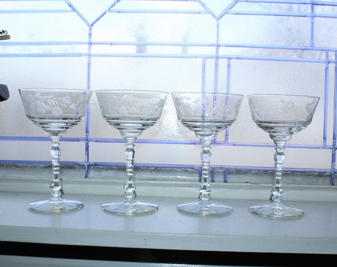 4 Vintage Crystal Wine or Champagne Glasses 1950s