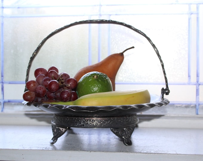 Antique 19th Century Victorian Pairpoint Silverplate Fruit Basket