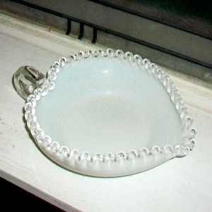 Vintage Fenton Silver Crest Heart Dish Nappy White Milk Glass image 1