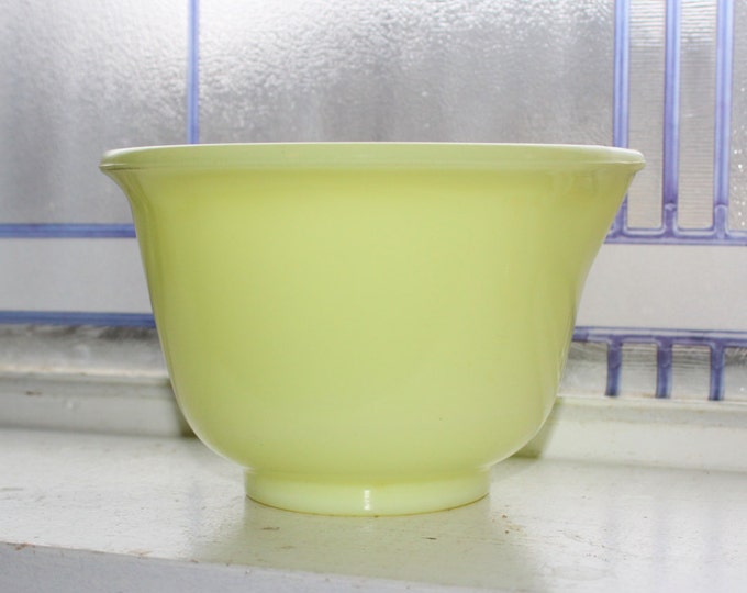 Yellow Hamilton Beach Glass Mixing Bowl Vintage 1950s