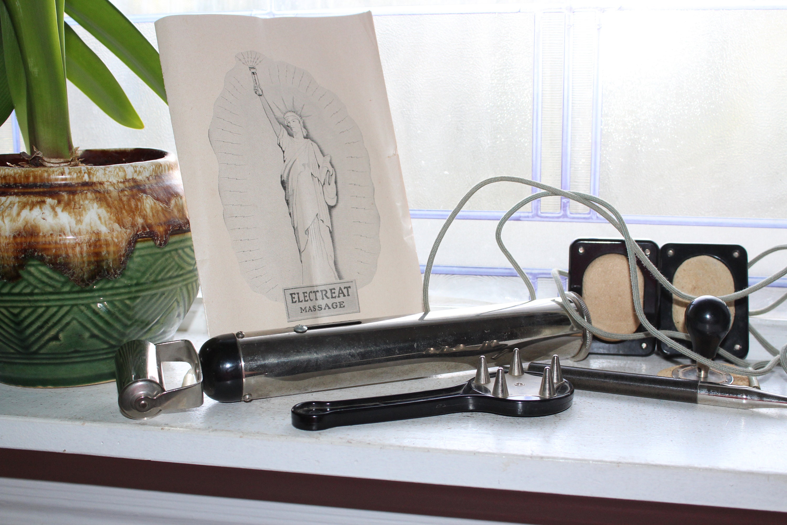 Antique Quack Medicine Electric Shock Electreat Massage Complete Kit