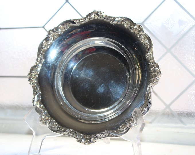 Vintage Poole Old English Silverplate Bonbon Dish 5004