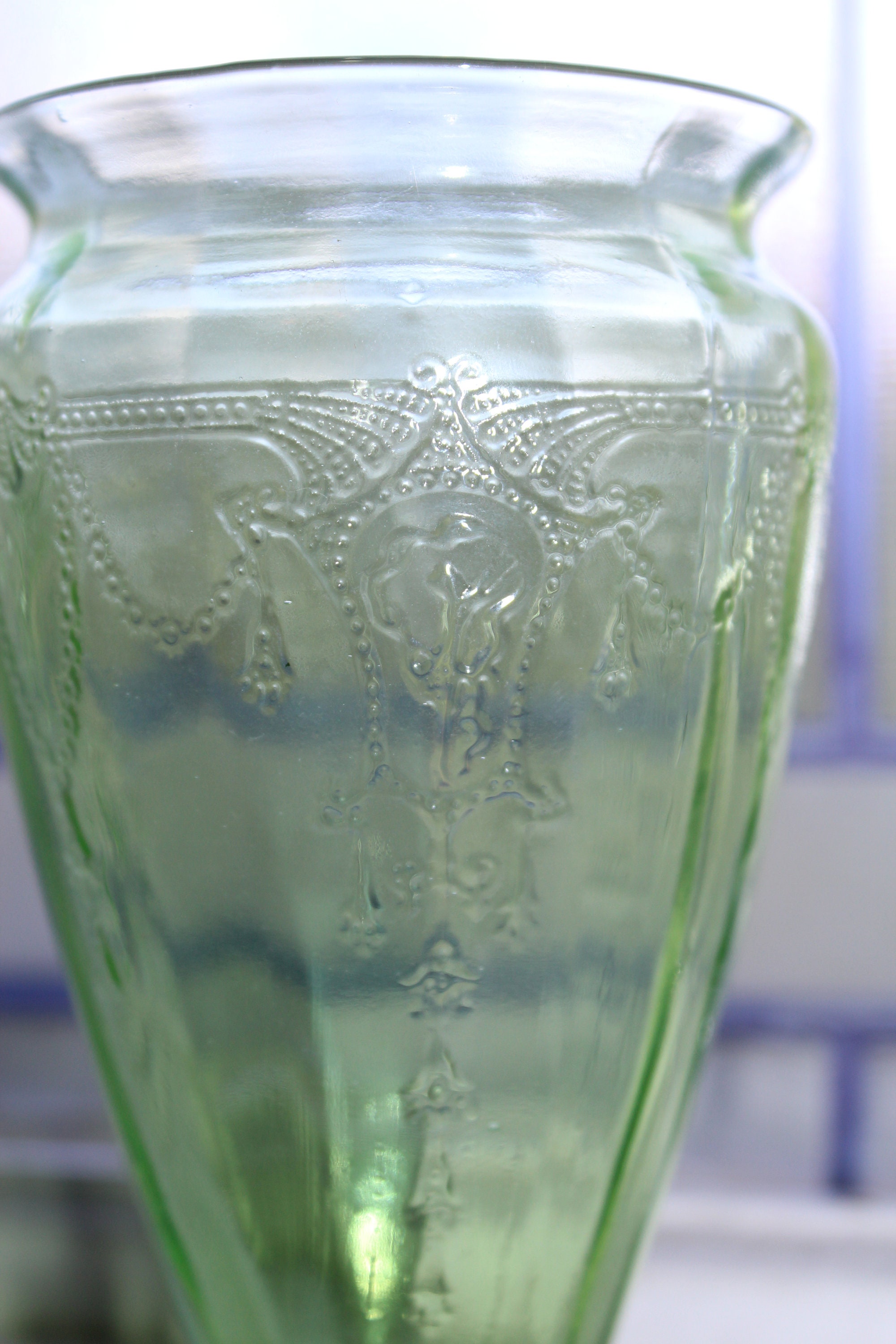 Green Depression Glass Vase 5 7/8 Cameo Ballerina Vintage 1930s