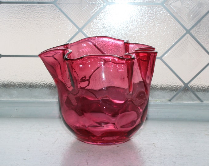 Vintage Fenton Cranberry Inverted Thumbprint Glass Handkerchief Vase