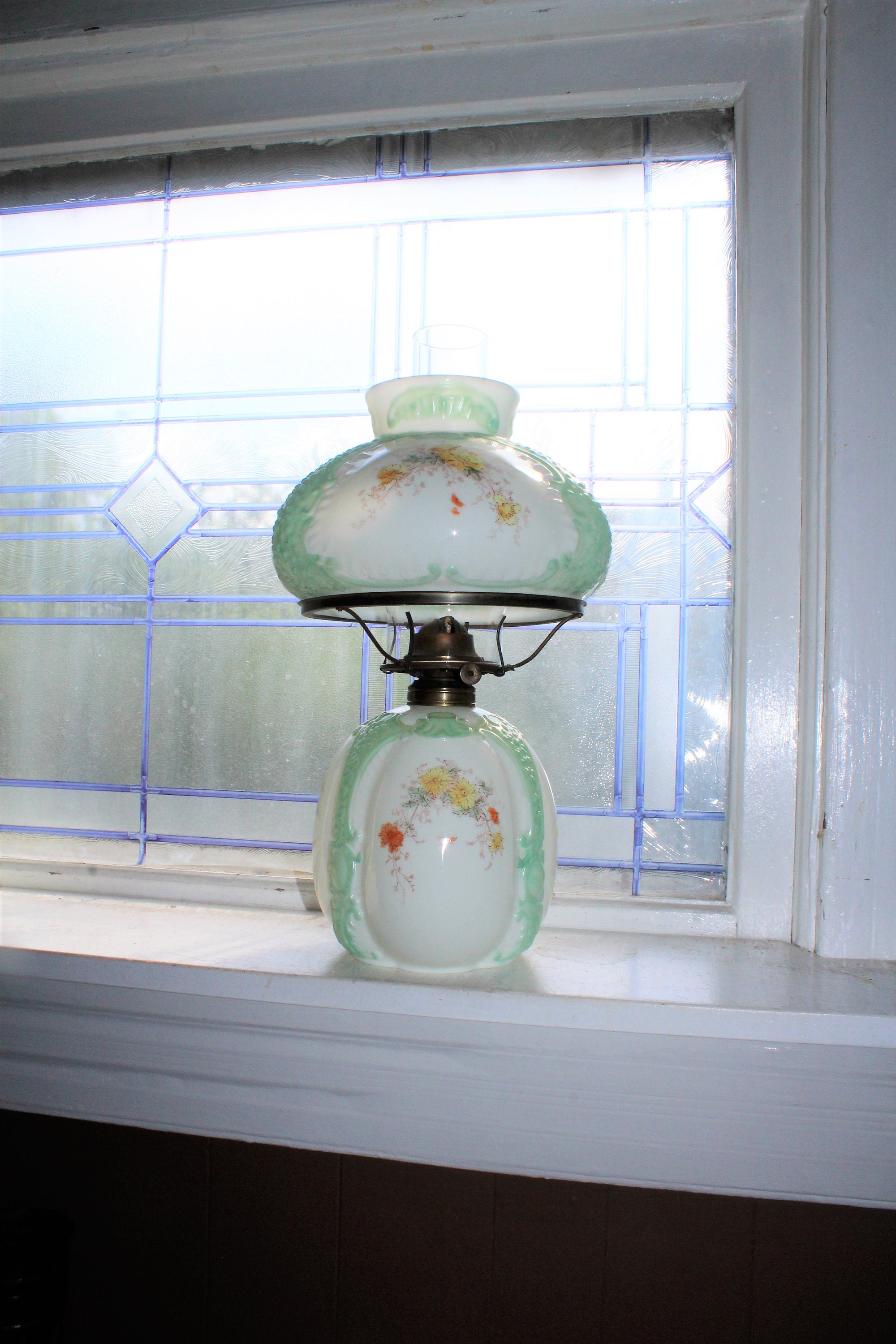 Antique Victorian Parlor Lamp 19th Century