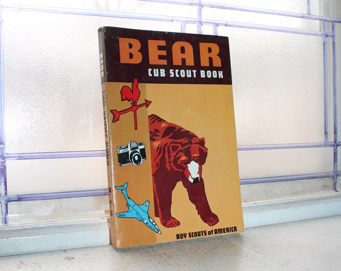 1967 Bear Cub Scout Book Vintage Boy Scouts