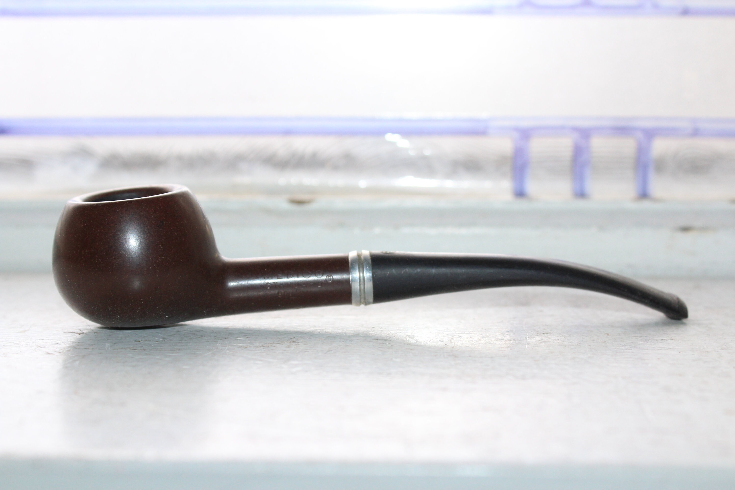 Vintage Estate Tobacco Pipe Medico Standard Brylon