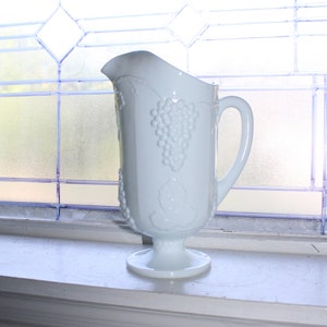 Large Vintage Indiana Milk Glass Lemonade Pitcher Colony Harvest Grapes