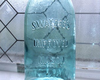 アンティークブルーの缶詰瓶、スウェイジーの改良メイソンジャー、1/2