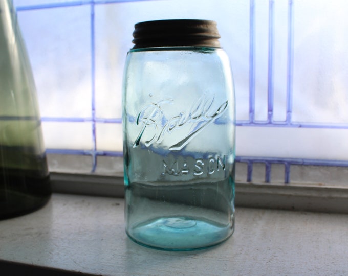 Blue Ball Mason Jar Three L Logo Antique 1896 to 1910 Quart