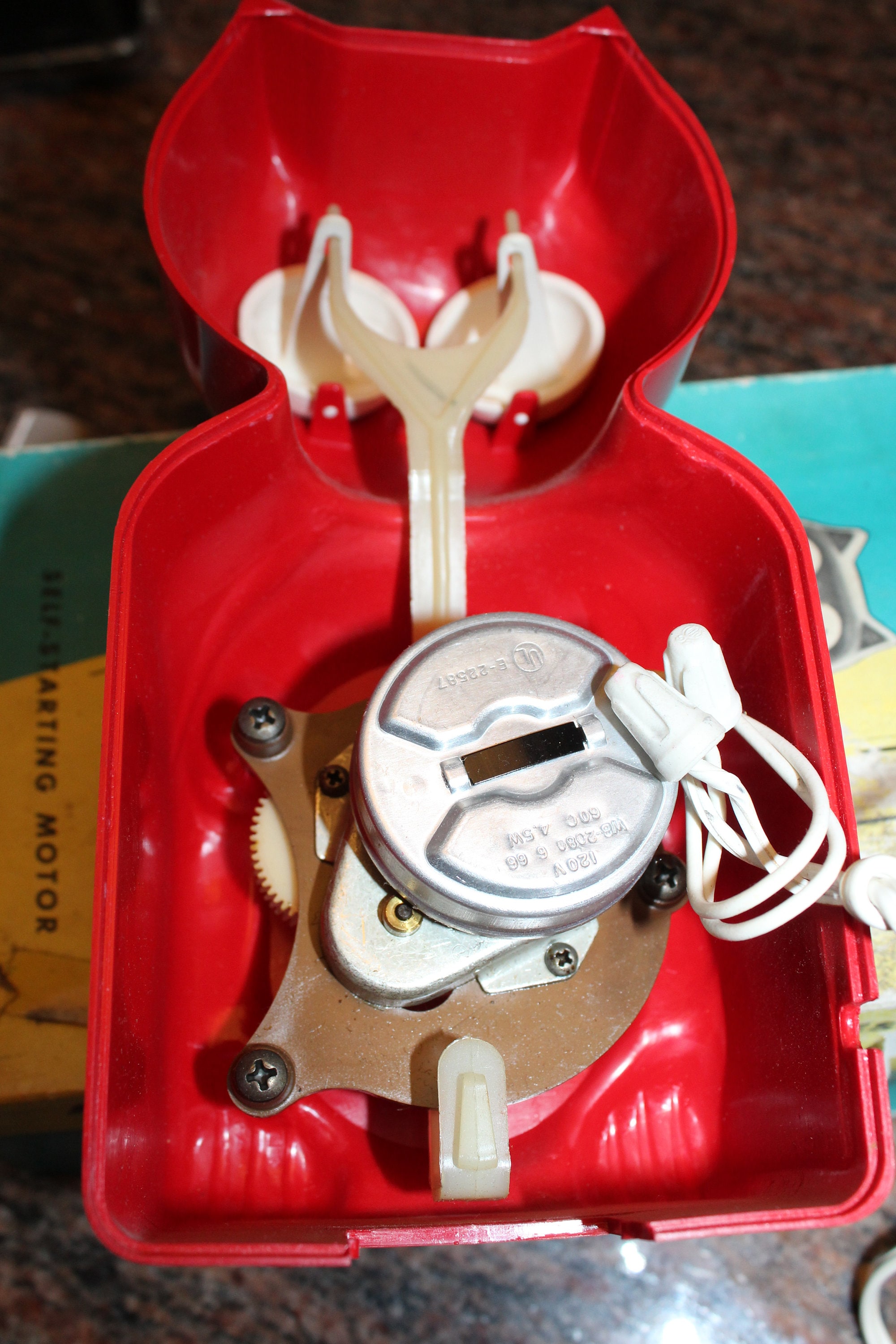 1950s Red Kit Kat Klock Clock with Original Box