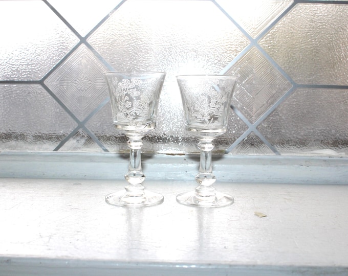 2 Fostoria Willow Cordial Schnapps Glasses