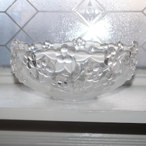 Vintage Mikasa Carmen Crystal Serving Bowl with Raised Flowers