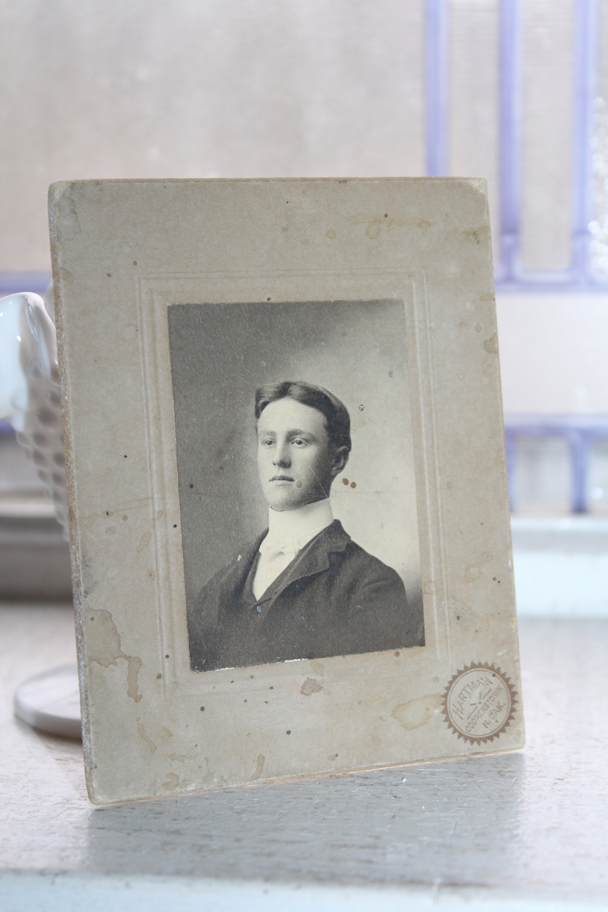 Gm young victorian essays 05 image