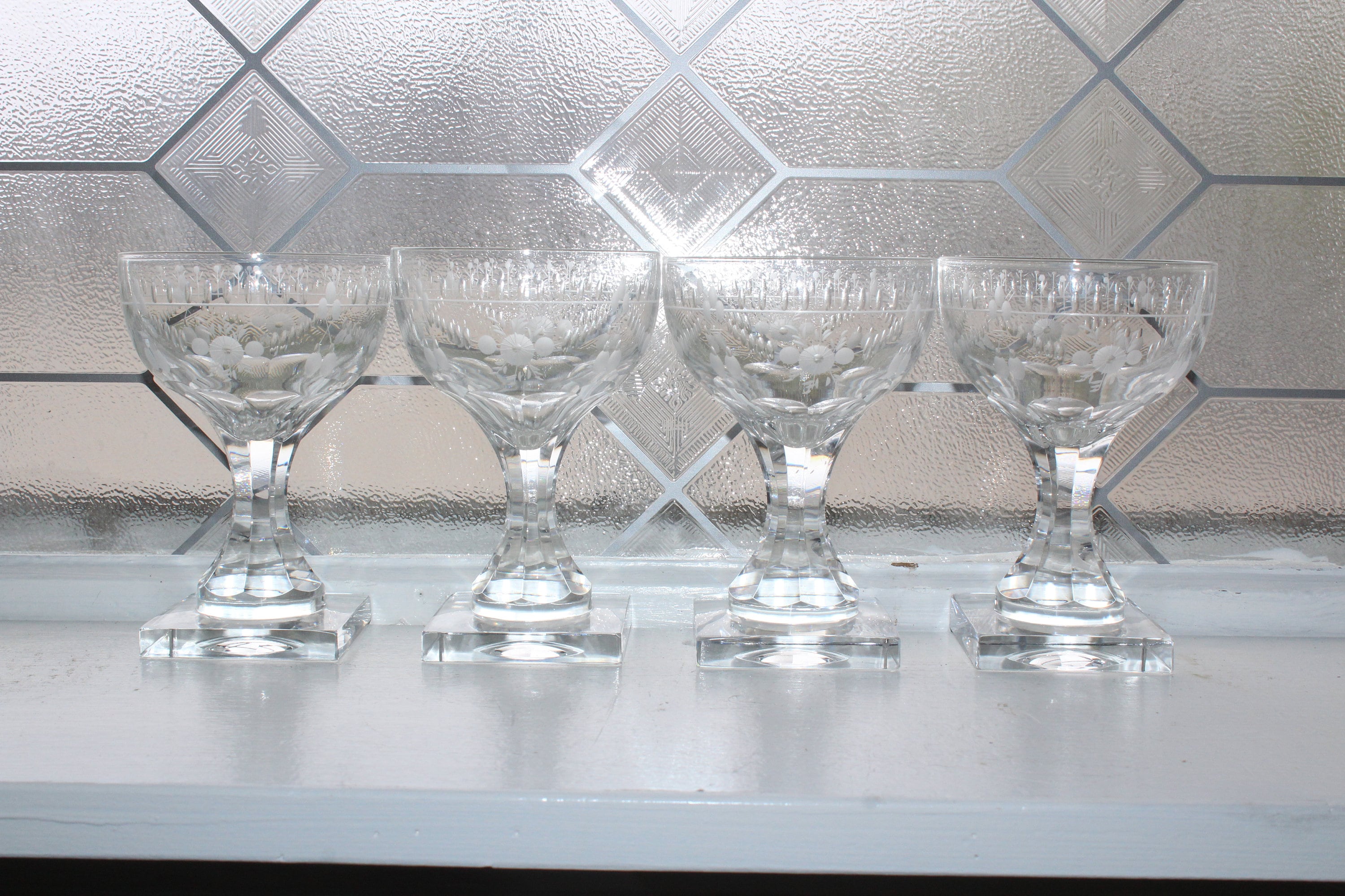 4 Rare Kosta Boda Glass Flach Pattern Champagne or Wine Glasses