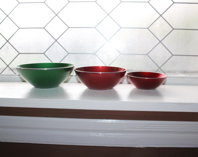 Mid Century Modern Norwegian Emalox Enameled Bowls 3 Pc