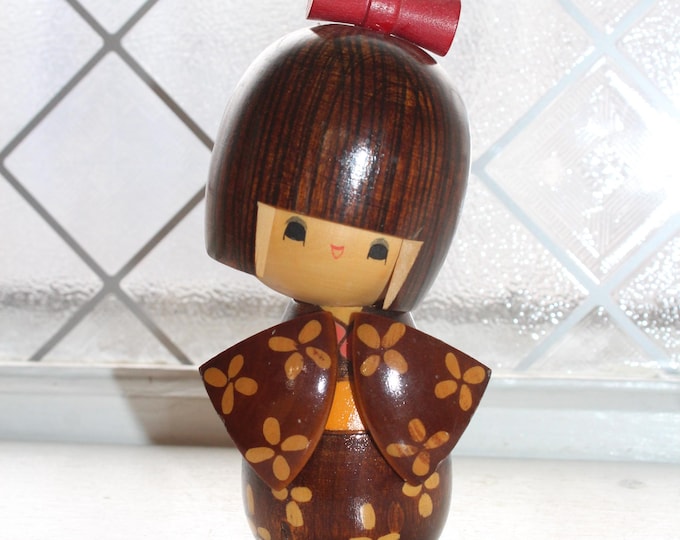Vintage Japanese Vintage Tomyo Ishida Kokeshi Doll Artist Signed