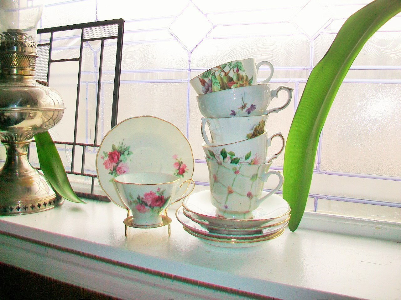 6 Vintage Tea Cups and Saucers Collection Mix and Match Sets Wedding Bridal Bridesmaid Shower