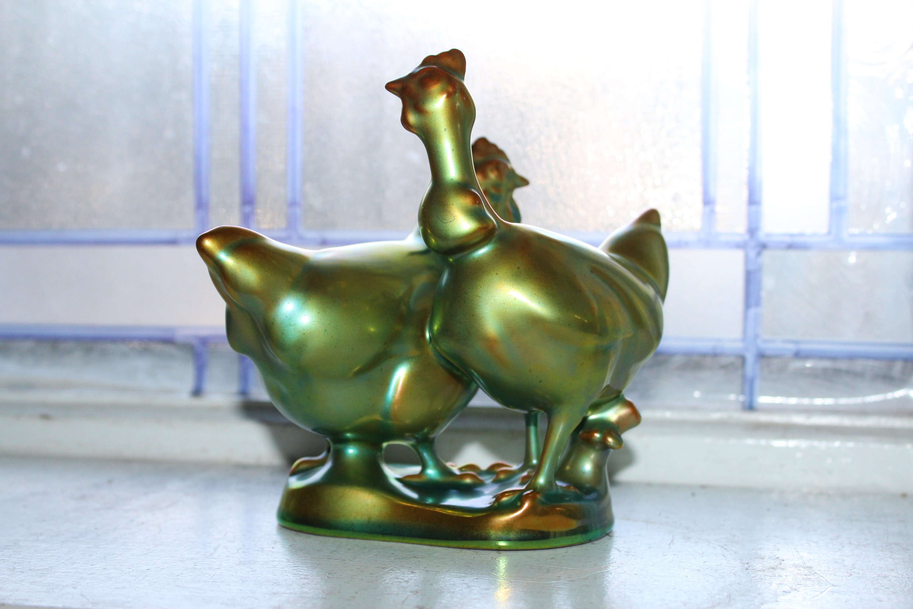 Zsolnay Iridescent Eosin Chickens Figurine Vintage 1950s