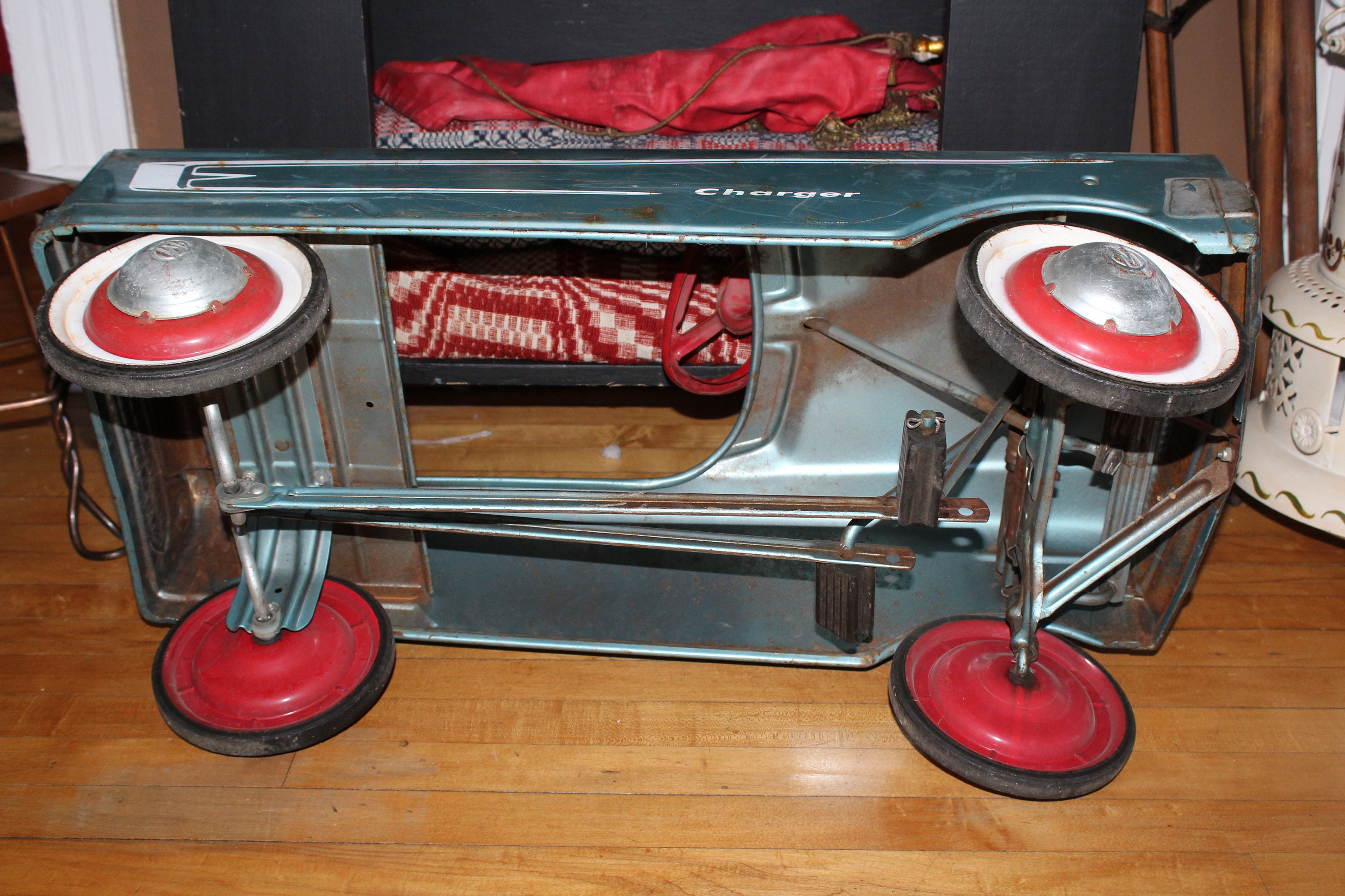 Vintage 1960s 32 Murray Charger Pedal Car Ride On Toy