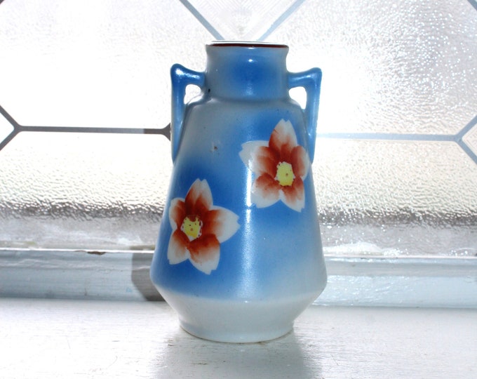 Vintage Japanese Vase Red White and Blue