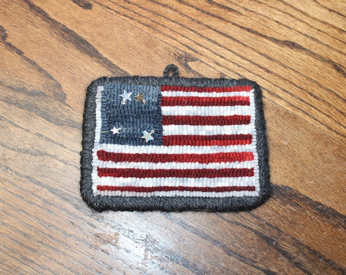 Vintage Hooked Rug Wall Hanging Table Mat Old Glory USA Flag
