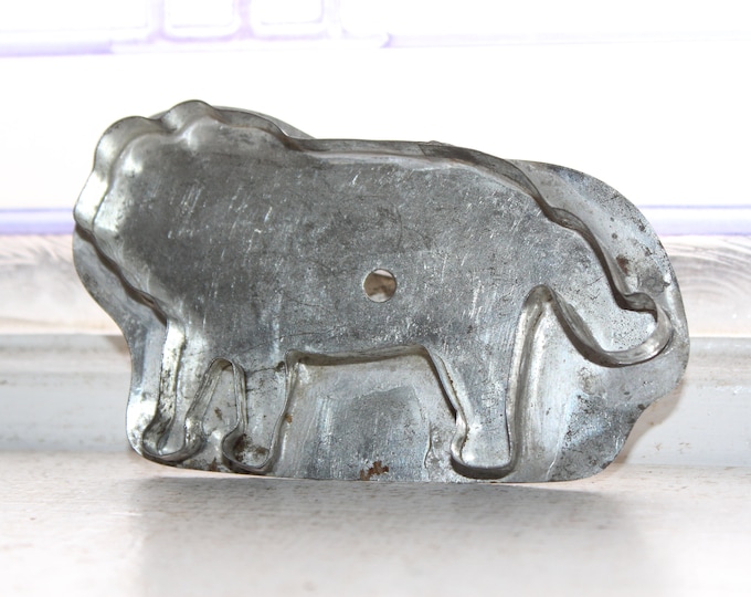 Primitive Antique Tin Lion Cookie Cutter Early 1900s Handmade