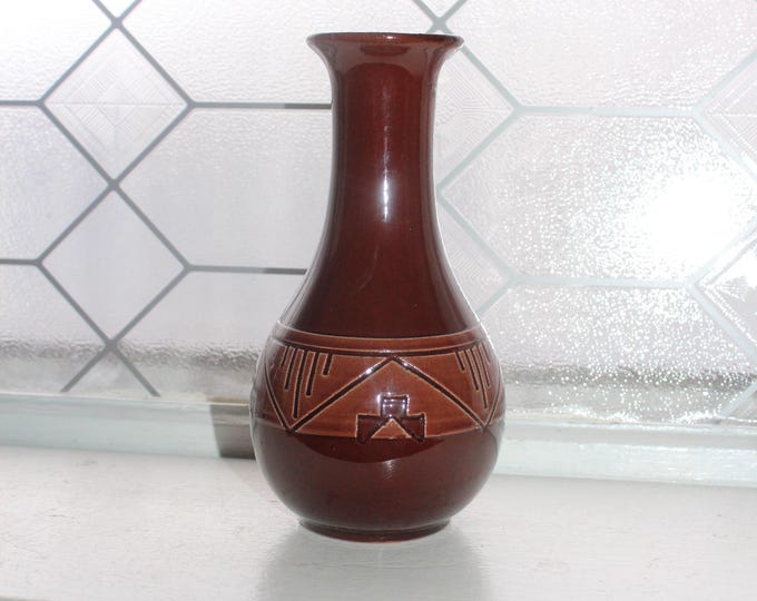 Vintage Sioux Pottery Vase Signed Faith Swan