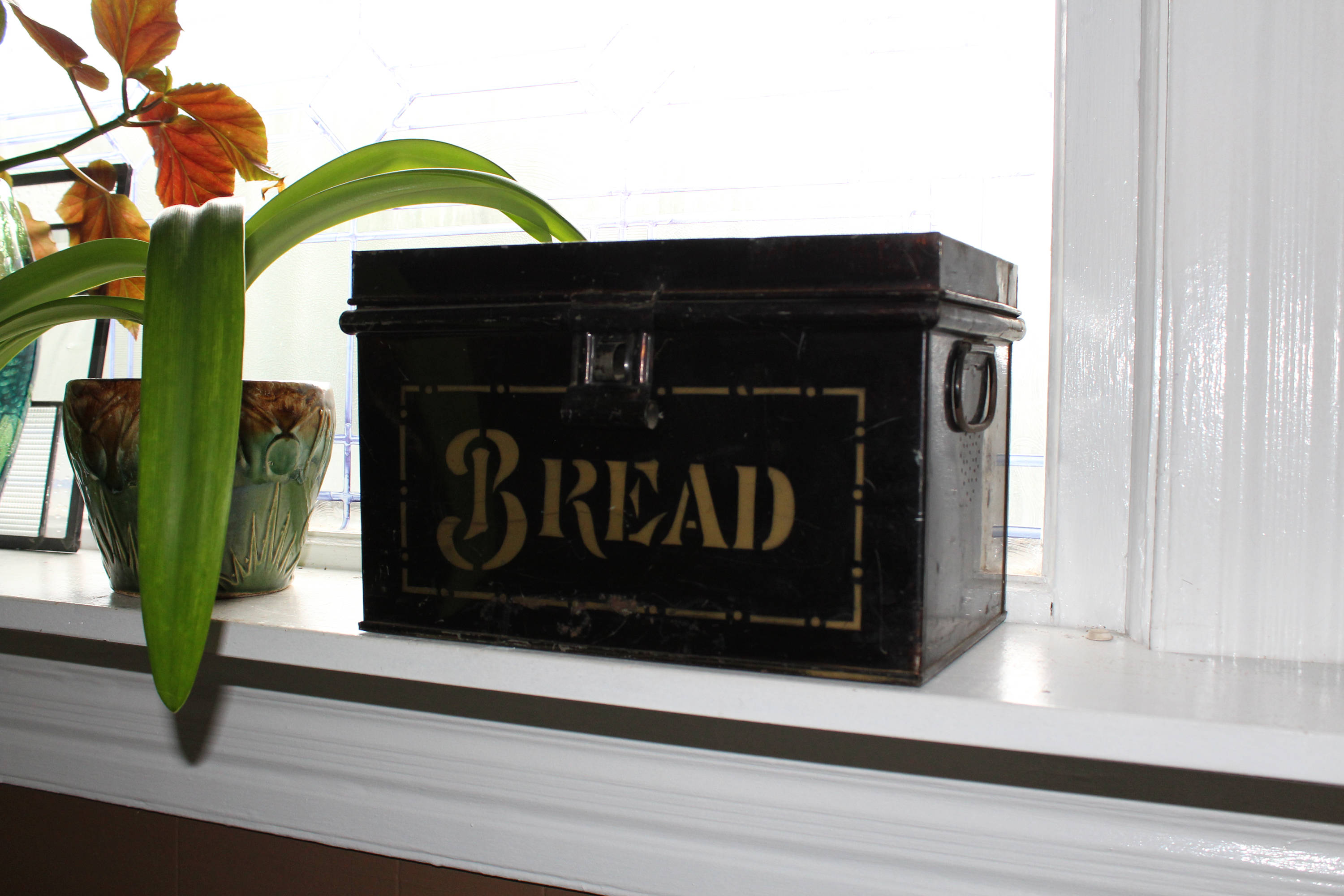 Antique Tin Bread Box Rustic Farmhouse Decor