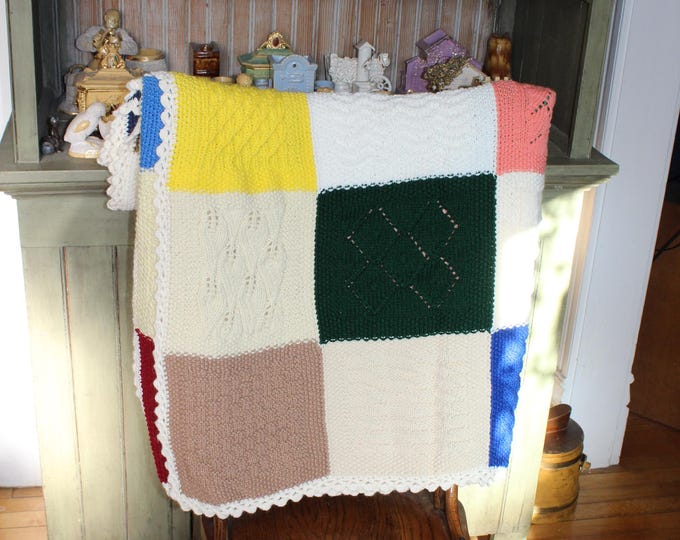Vintage Handmade Crocheted Afghan Quilt Granny Squares 1960s