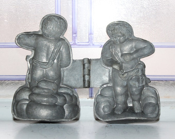 Antique Pewter Ice Cream Mold Cupid on Clouds 492
