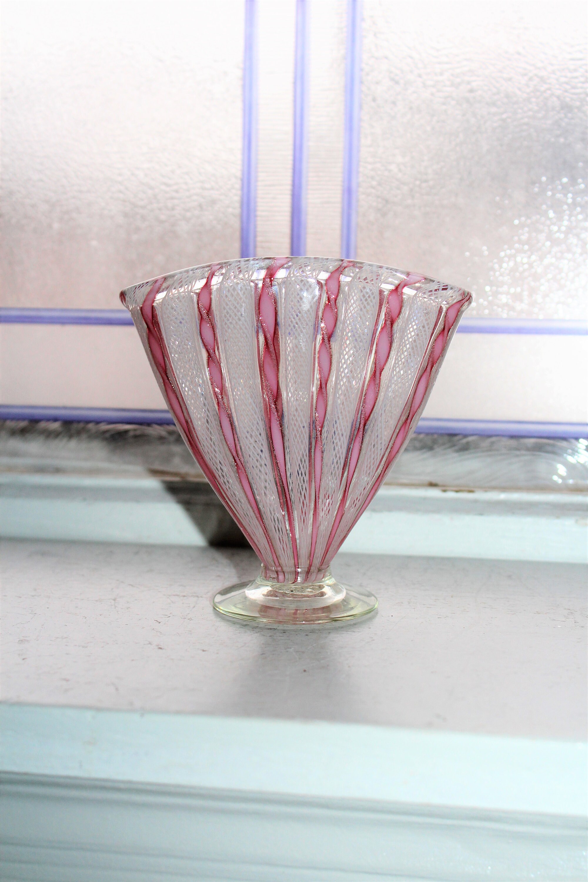 radium glass fan vase radium glass fan vase