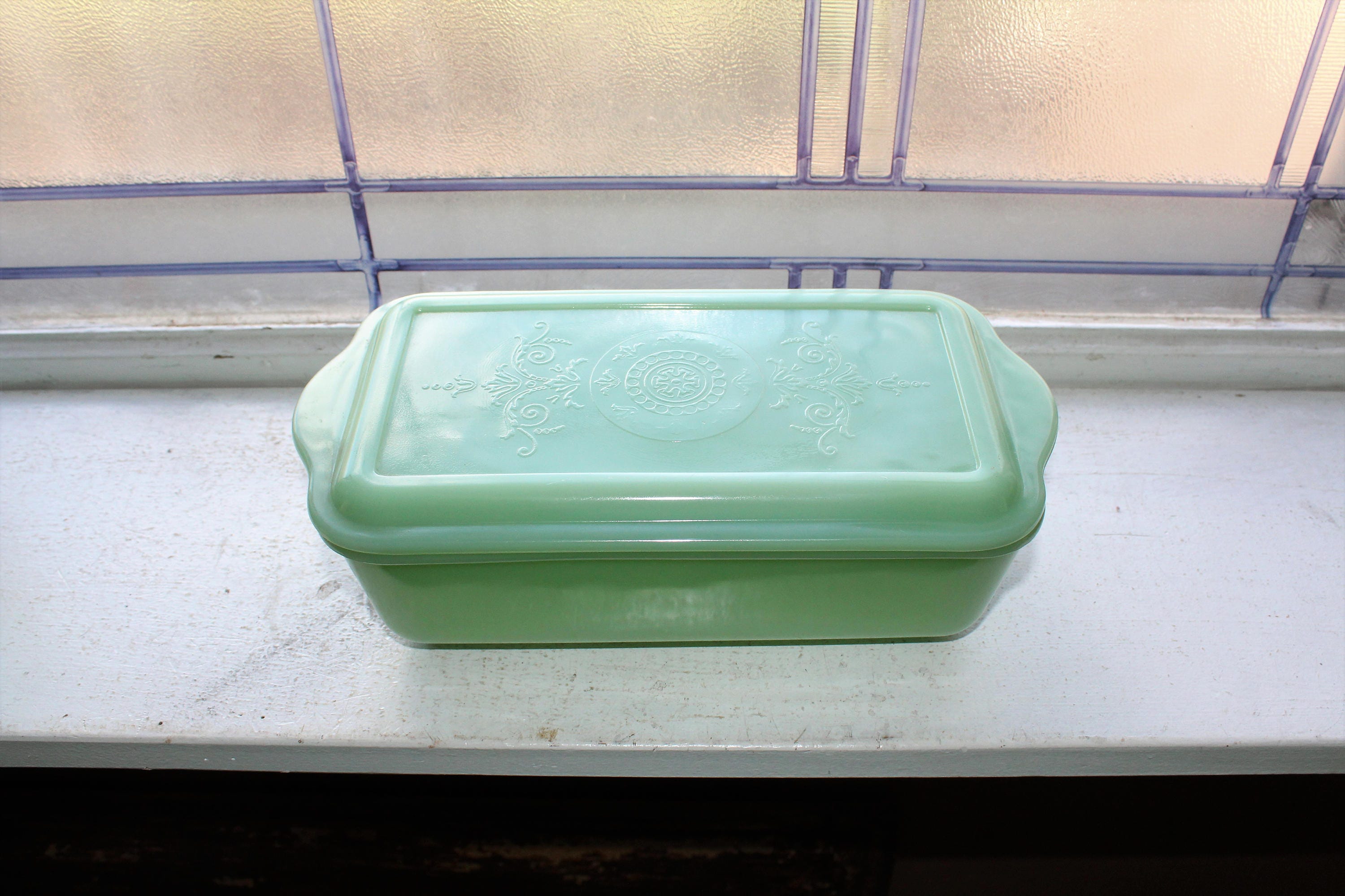 Jadite Loaf Pan Refrigerator Dish with Lid Philbe Fire King Glass