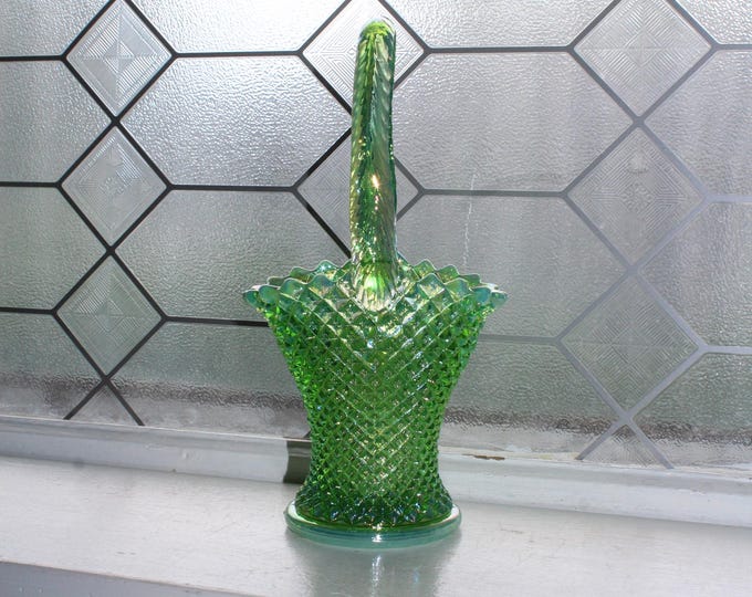 Westmoreland Glass Basket Emerald Green Opalescent Diamond