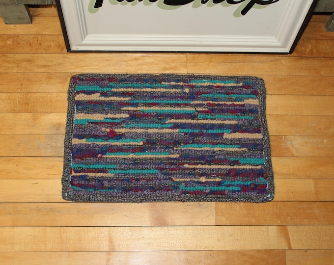 Vintage Hooked Rug Table Mat Wall Hanging 20 x 13 1/2