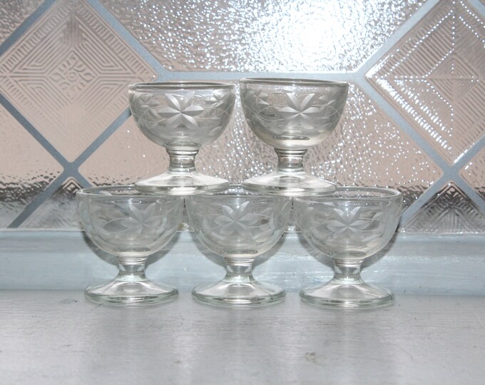 Vintage Stemmed Glass Salt Dips Set of 5 1950s