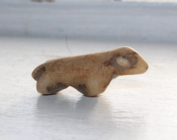 Antique Peruvian Carved Stone Sheep Fetish Illa Offering