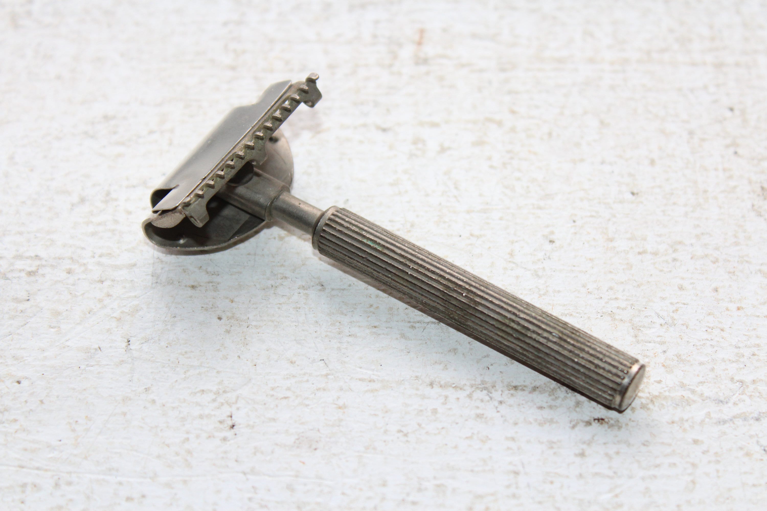 Criss Cross Razor Antique Rhodes Kriss Kross Safety Razor 1910s