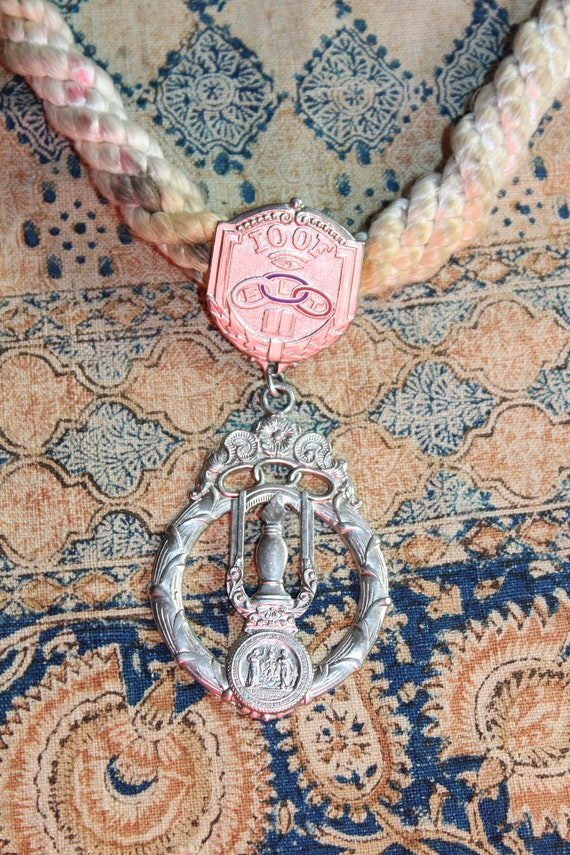 Antique Odd Fellows Necklace Masonic Halloween Re… - image 3