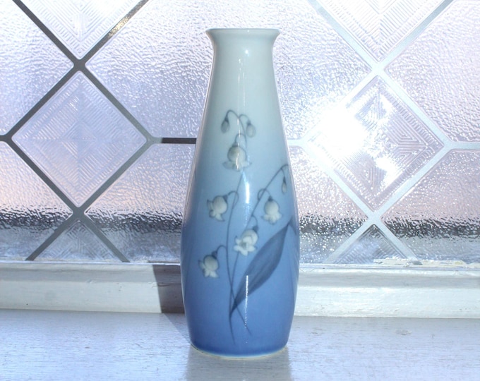 Bing and Grondahl Lilies of the Valley Bud Vase 157/5126 Vintage 1950s