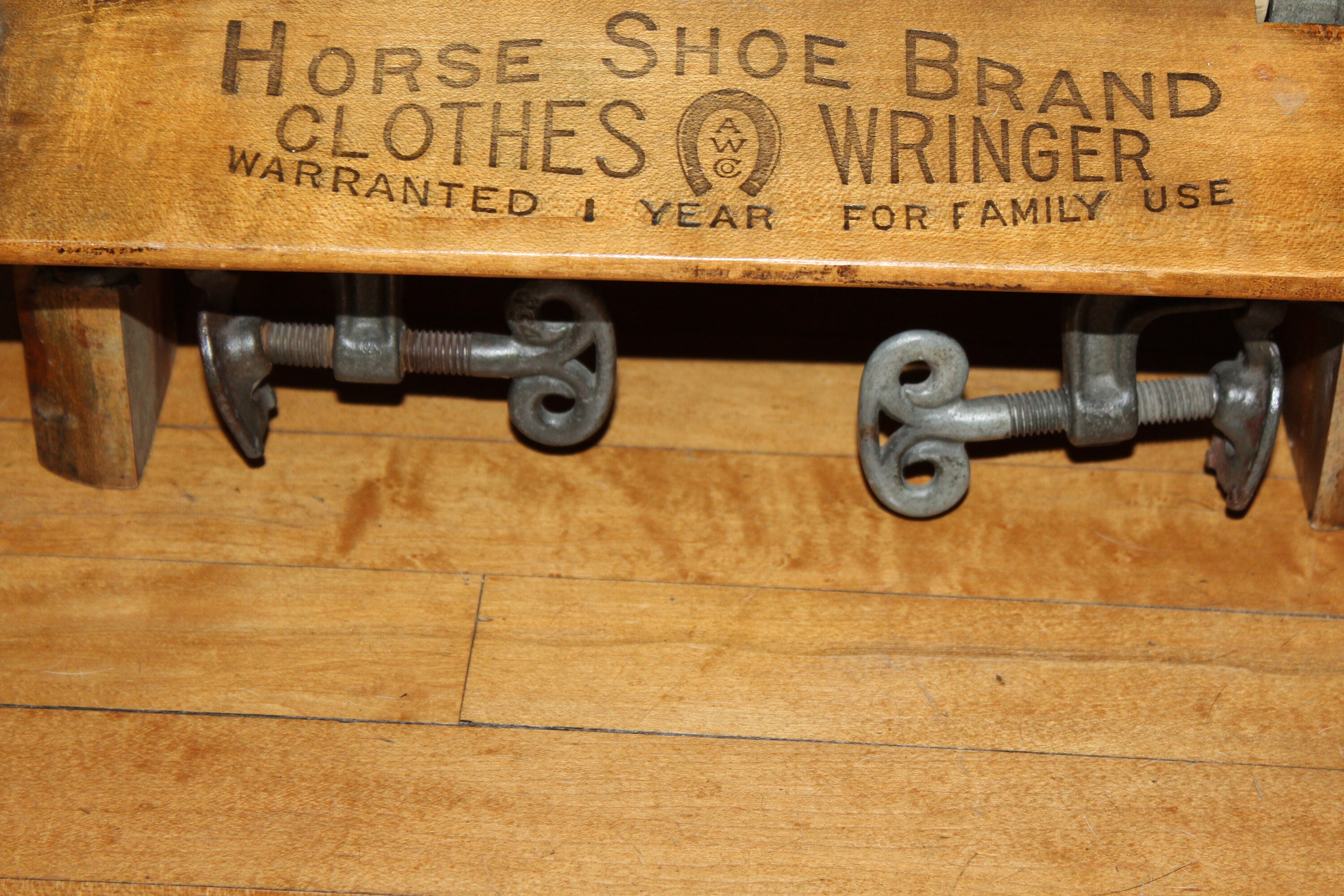 Vintage Wooden Clothes Wringer Horse Shoe Brand Laundry Mangle