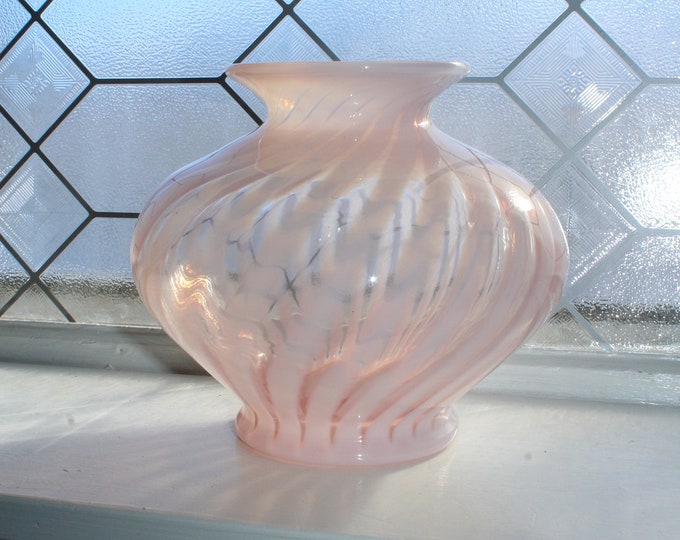 Vintage Fenton Glass Peaches and Cream Pink Spiral Optic Vase