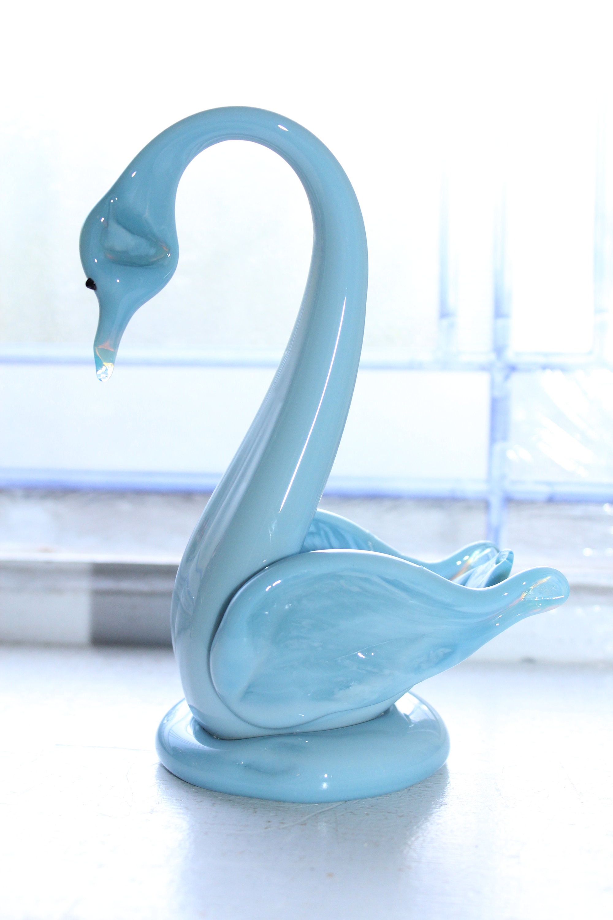 Blue Swan Figurine Vintage Art Glass