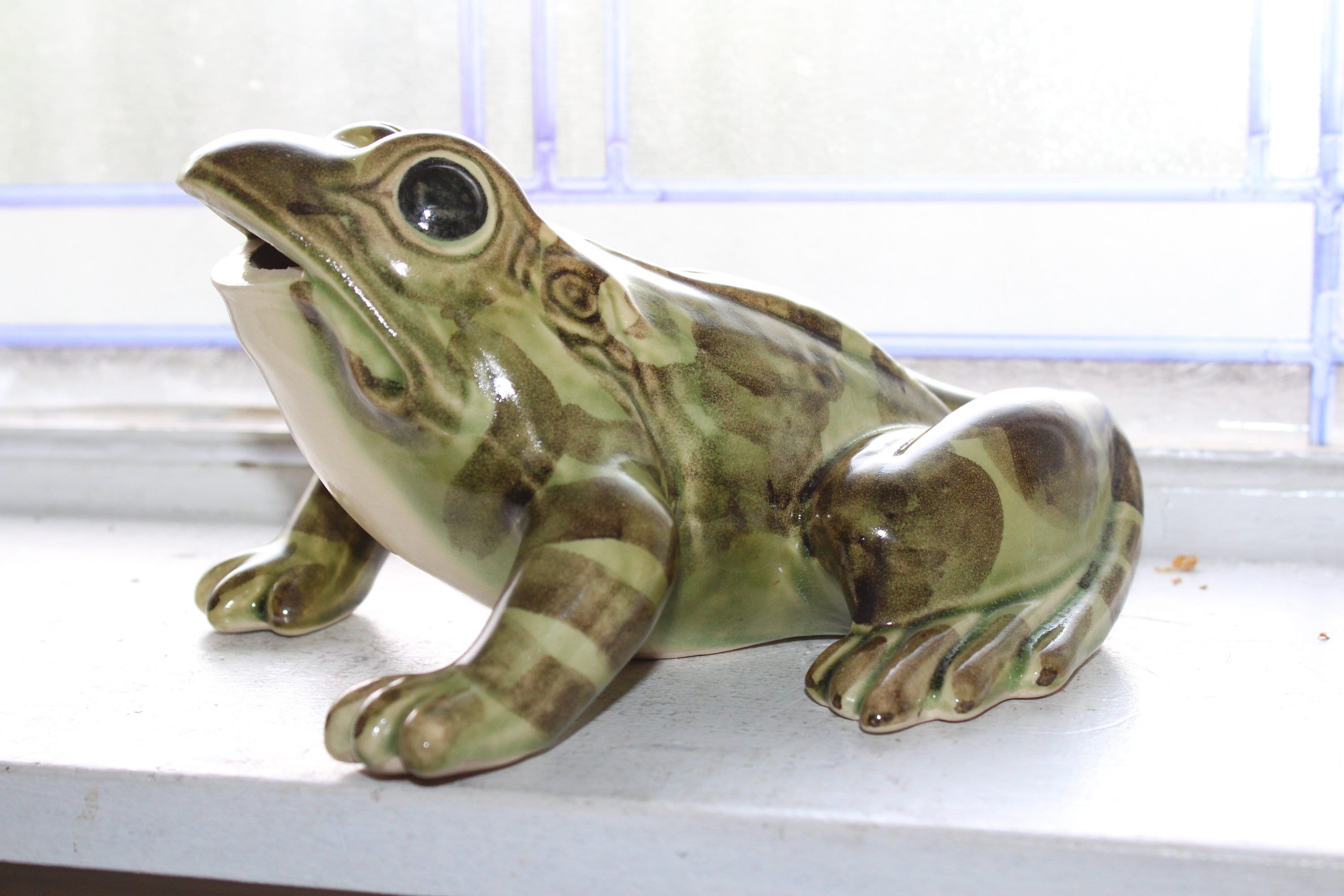 Vintage Brush McCoy Pottery Garden Frog Open Mouth Toad 8 Sprinkler