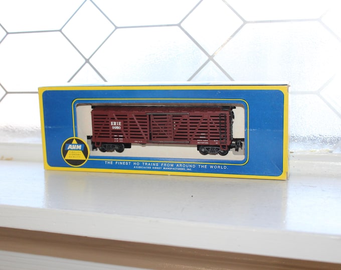 Vintage AHM HO Scale Erie Railroad Car 9950 5414