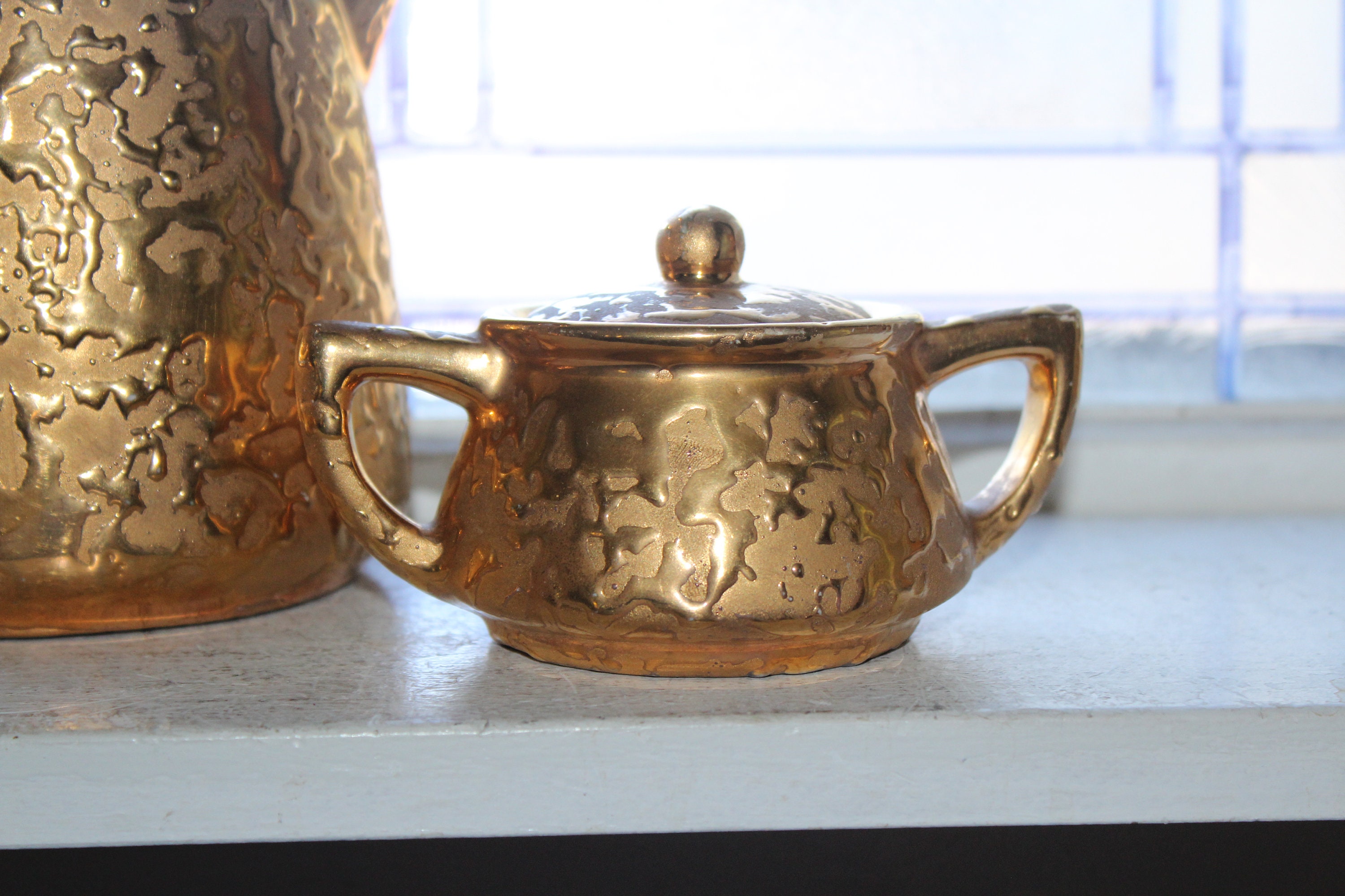 24K Weeping Gold Coffee Pit McCoy Cameron Clay Teapot Creamer Sugar Bowl  Lid USA