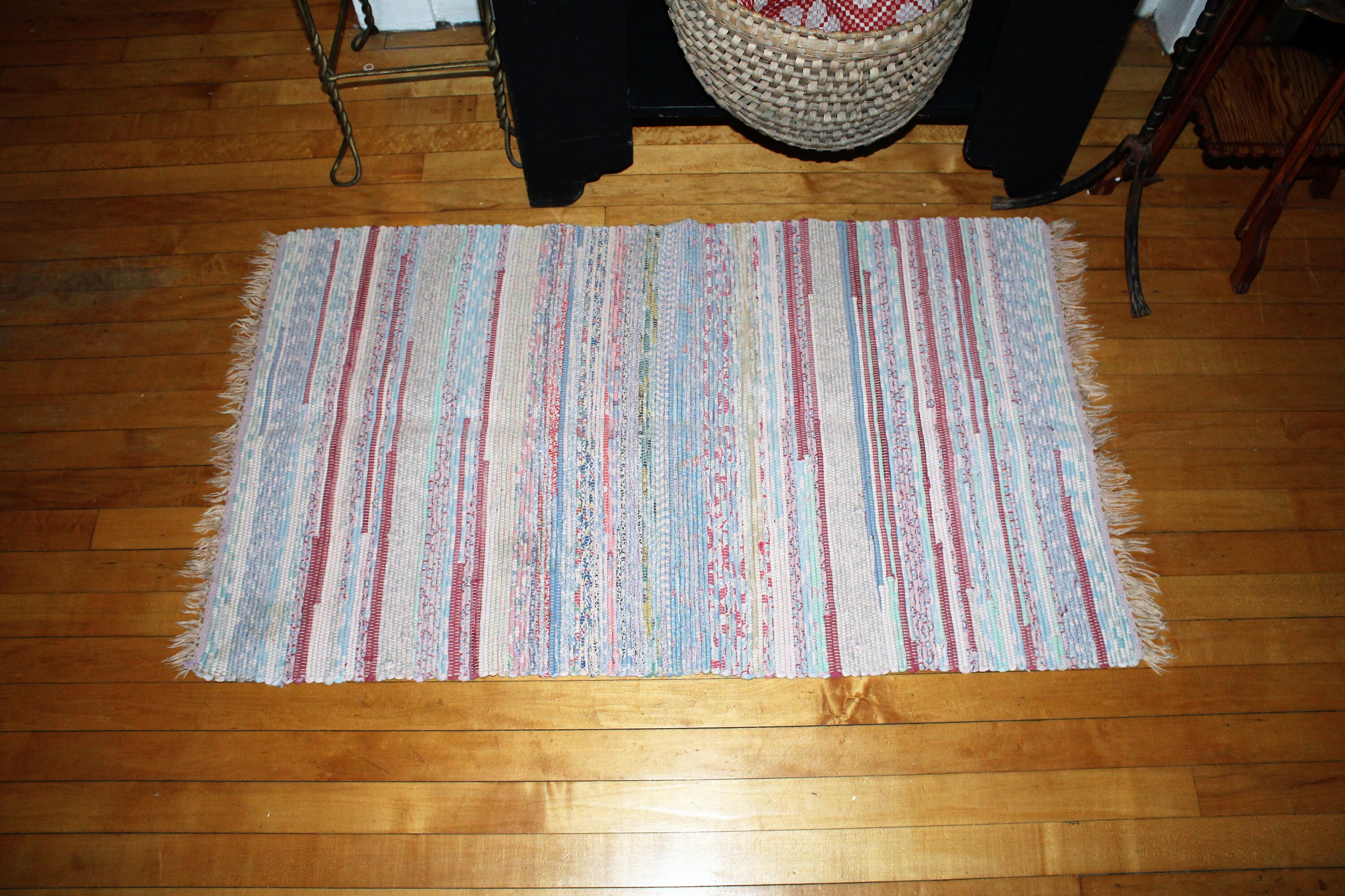 Vintage Country Rug Hand Loomed Rag Rug Rustic Farmhouse 1940s 46 x 26