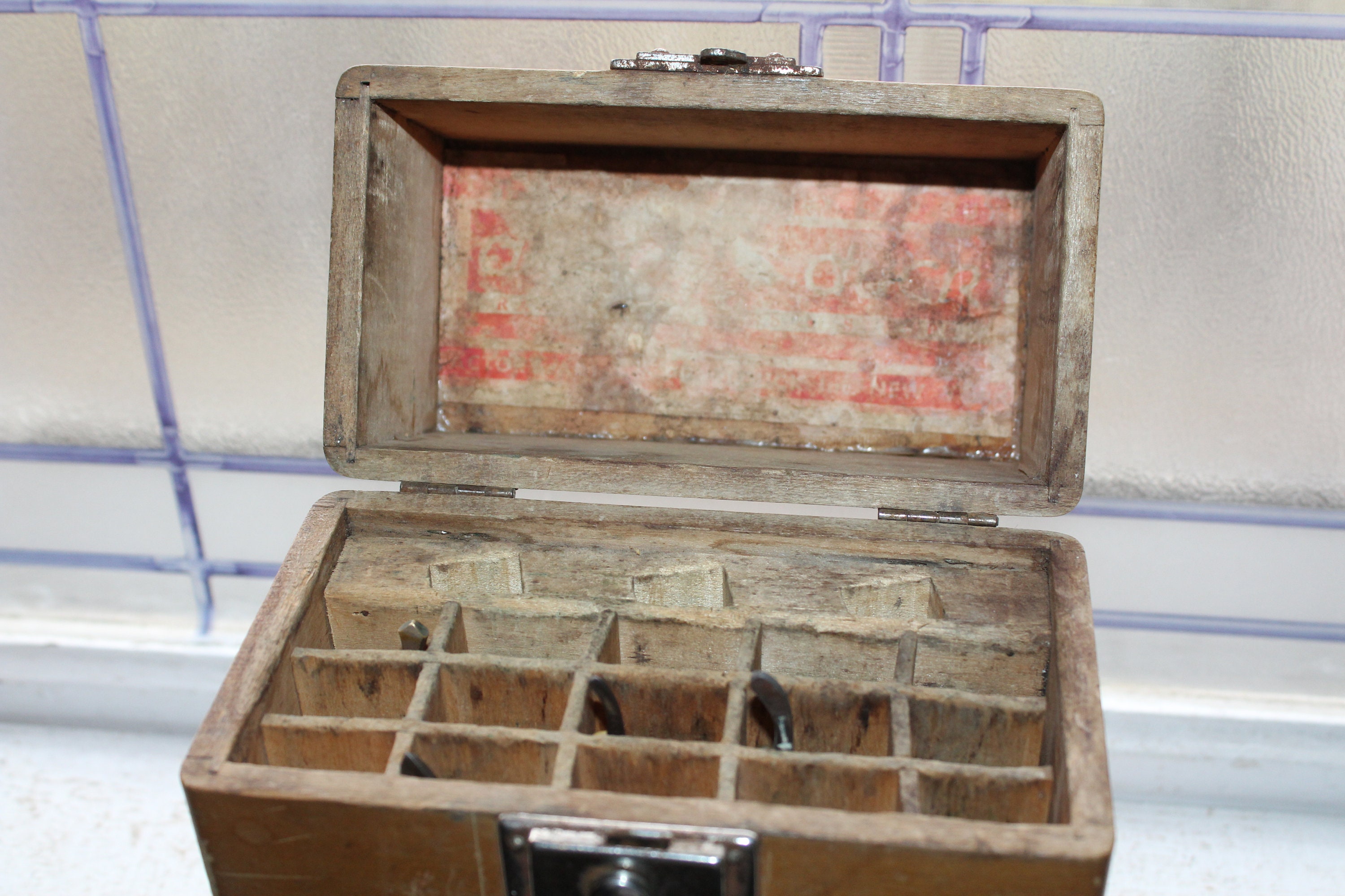 Antique Straight Razor Storage Box Carrying Case Caddy with 4 Razors