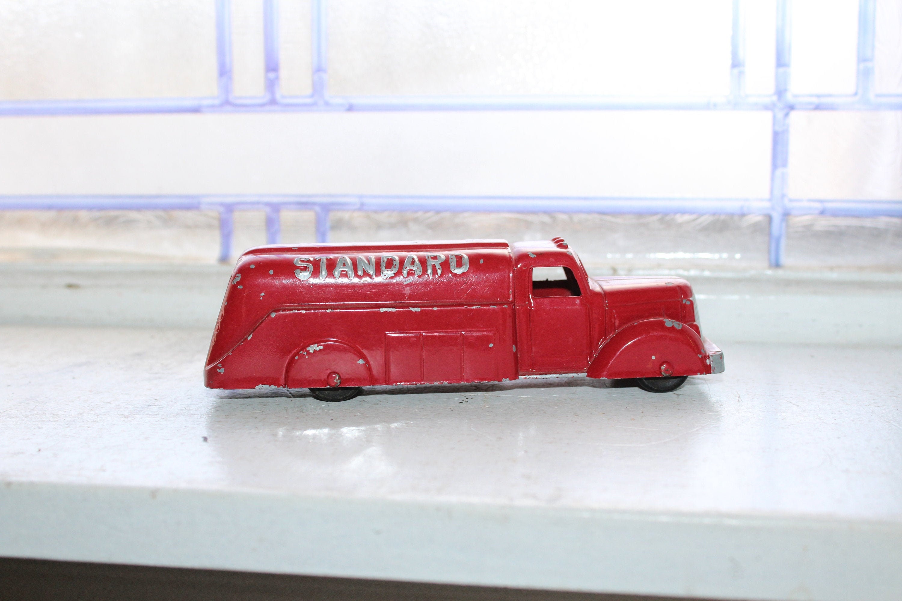 Vintage Tootsietoy Standard Oil Red Truck