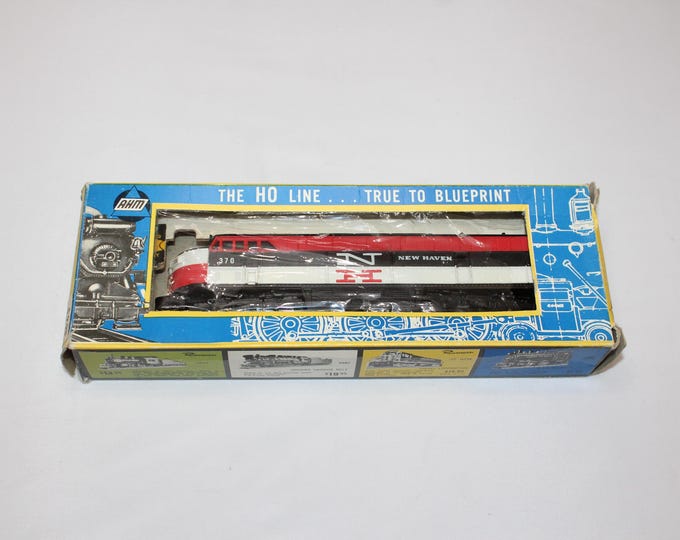 AHM HO Rivarossi New Haven Alco RS-2 Diesel Engine Train Car 5136